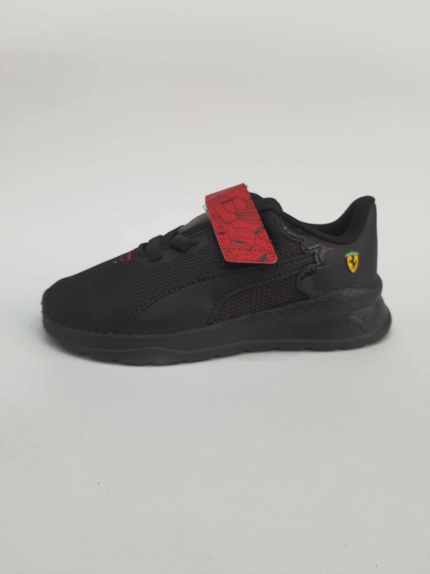 PUMA Ferrari Anzarun LS V PS