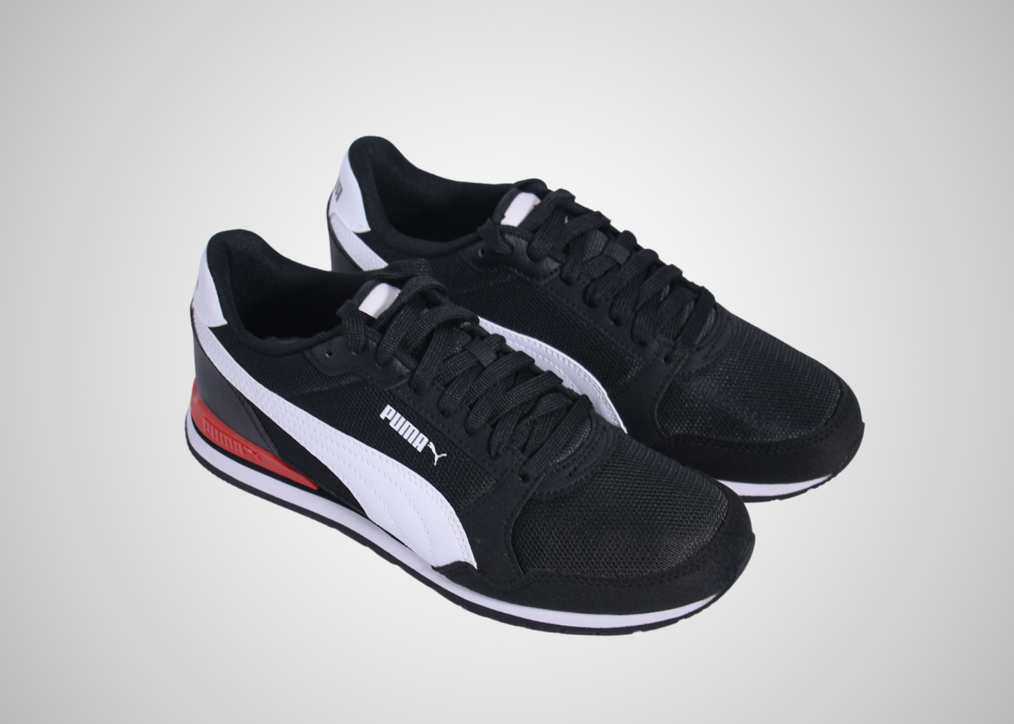 Puma ST Runner v3