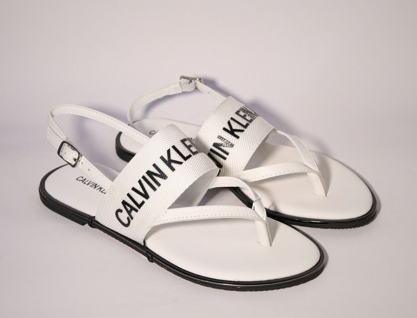 Calvin Klein Flat sandal toe