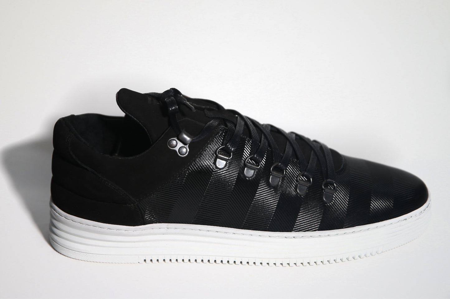 FILLING PIECES