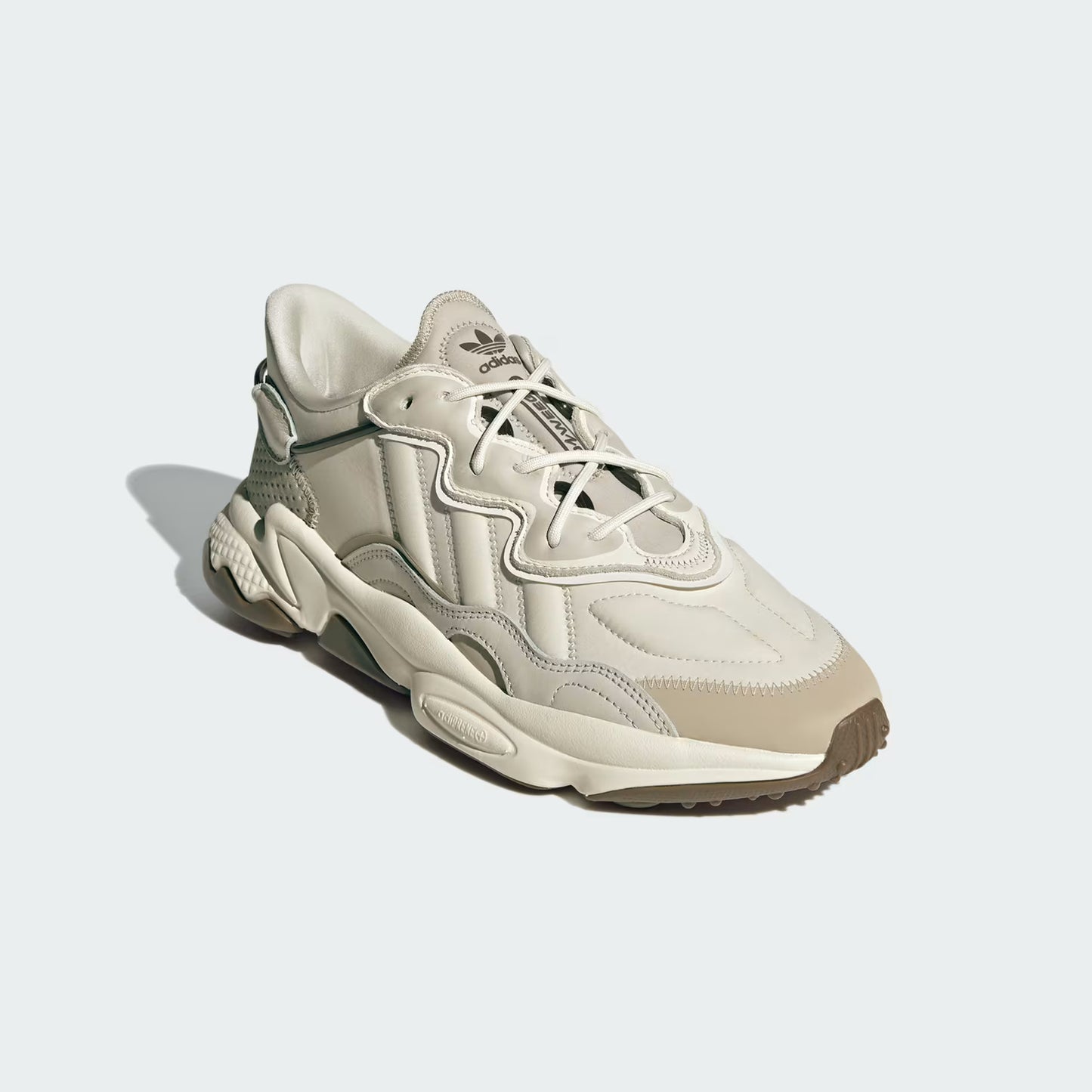 Adidas OZWEEGO