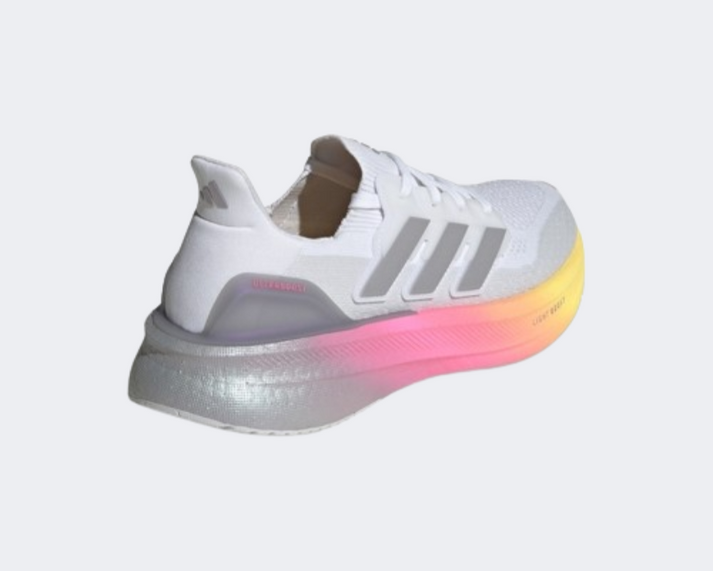 Adidas ULTRABOOST 5